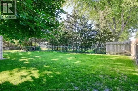 6887 Tecumseh Lakeshore ON N0R 1N0