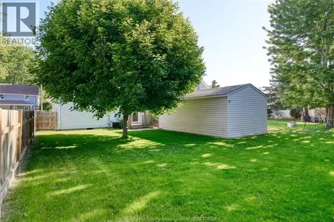 6887 Tecumseh Lakeshore ON N0R 1N0