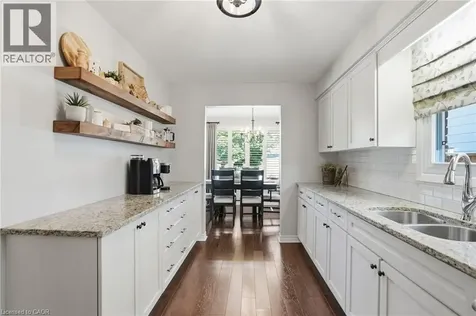 92 Watt Avenue Welland ON L3B 1J4
