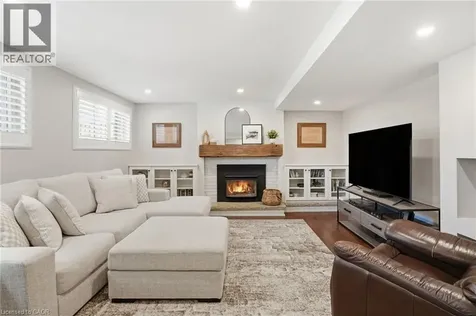 92 Watt Avenue Welland ON L3B 1J4