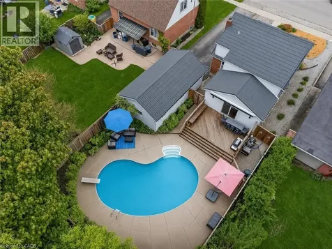 187 Neilson Avenue Waterloo ON N2J 2L9