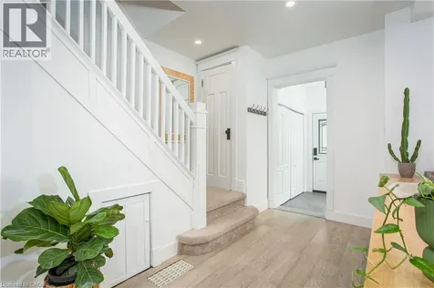 826 Beach Boulevard Hamilton ON L8H 6Z5