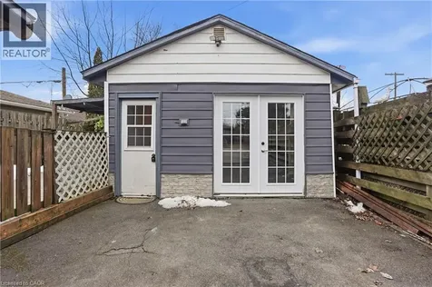 632 Steele Street Port Colborne ON L3K 4Y7