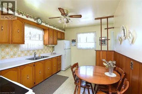 19 Gildea Street Hamilton ON L8V 2G6
