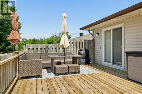 536 Pioneer Drive Kitchener ON N2P 1P2