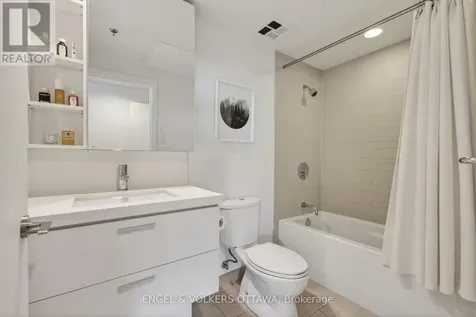 340 Mcleod Street Ottawa ON K2P 1A4