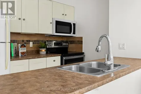 2570 Southvale Crescent Ottawa ON K1B 5B7