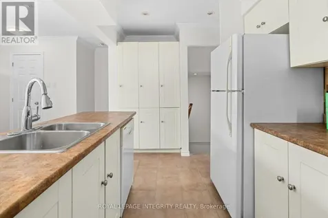 2570 Southvale Crescent Ottawa ON K1B 5B7