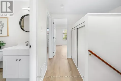 2570 Southvale Crescent Ottawa ON K1B 5B7