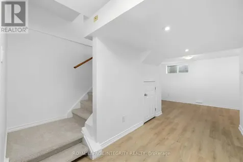 2570 Southvale Crescent Ottawa ON K1B 5B7