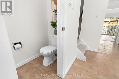 2570 Southvale Crescent Ottawa ON K1B 5B7