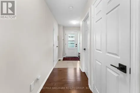 20 Royal Oak Court Ottawa ON K1T 3N9
