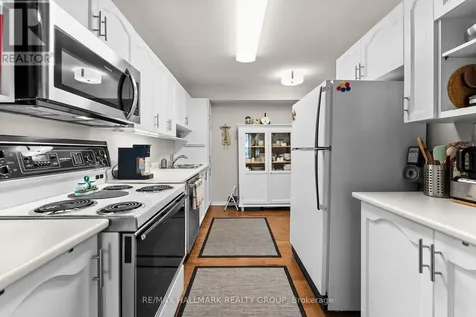 20 Royal Oak Court Ottawa ON K1T 3N9
