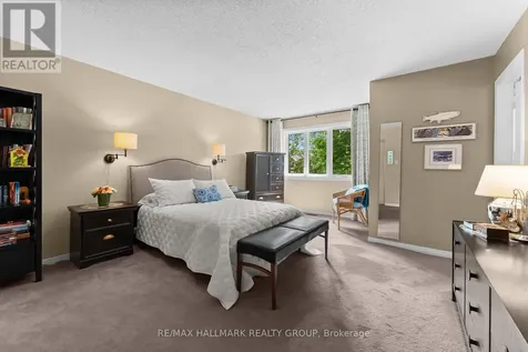 20 Royal Oak Court Ottawa ON K1T 3N9