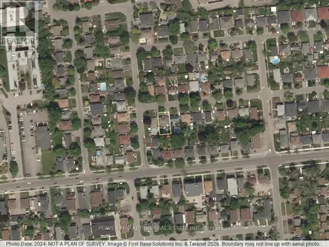 320 Fullerton Avenue Ottawa ON K1K 1K3