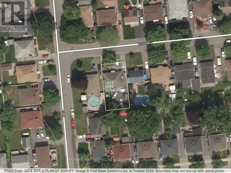 320 Fullerton Avenue Ottawa ON K1K 1K3