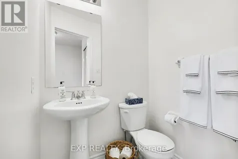 2563 Longfields Drive Ottawa ON K2J 2L7