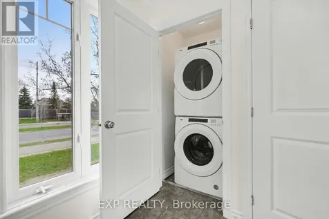 2563 Longfields Drive Ottawa ON K2J 2L7
