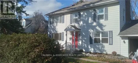 5 Arundel Avenue Ottawa ON K1K 0B1