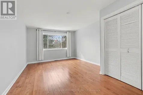 5 Arundel Avenue Ottawa ON K1K 0B1