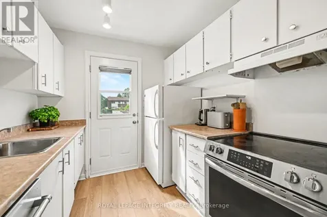 26A Lovell Lane Ottawa ON K2H 9B6