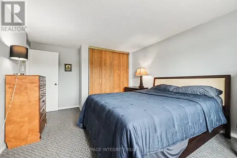 26A Lovell Lane Ottawa ON K2H 9B6