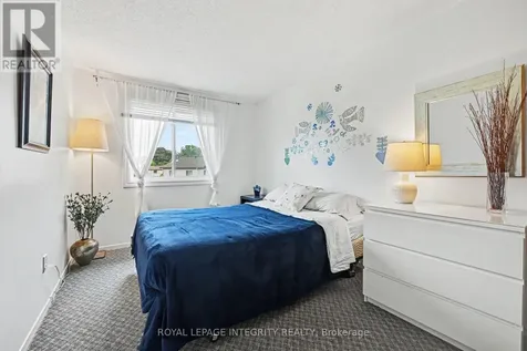 26A Lovell Lane Ottawa ON K2H 9B6
