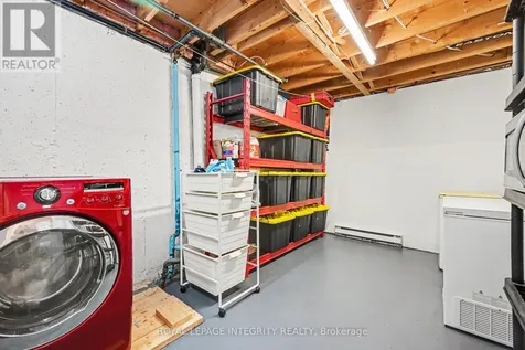 26A Lovell Lane Ottawa ON K2H 9B6