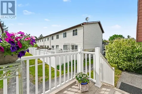 26A Lovell Lane Ottawa ON K2H 9B6