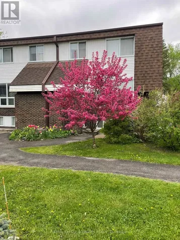 26A Lovell Lane Ottawa ON K2H 9B6
