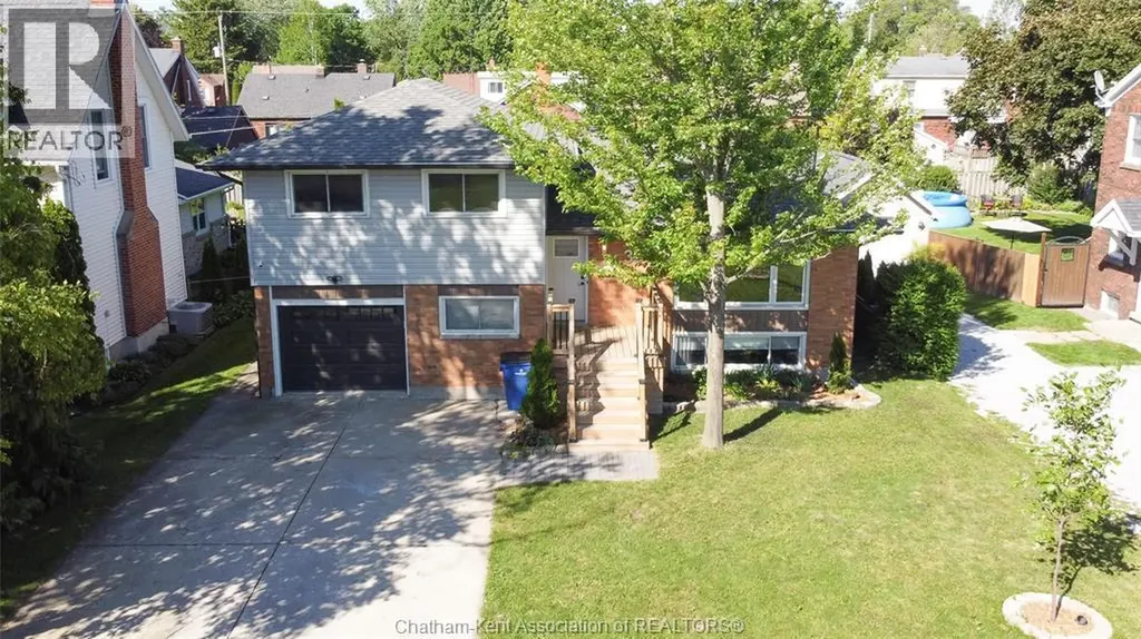 35 Crystal Drive Chatham ON N7M 3C6