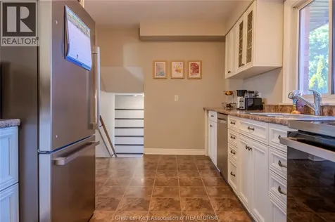 35 Crystal Drive Chatham ON N7M 3C6