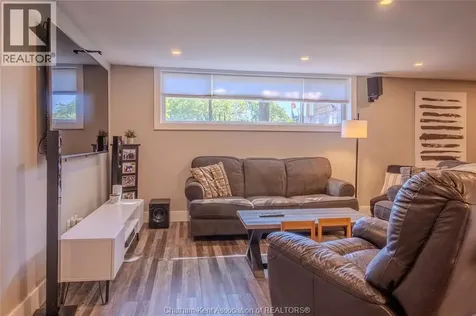 35 Crystal Drive Chatham ON N7M 3C6