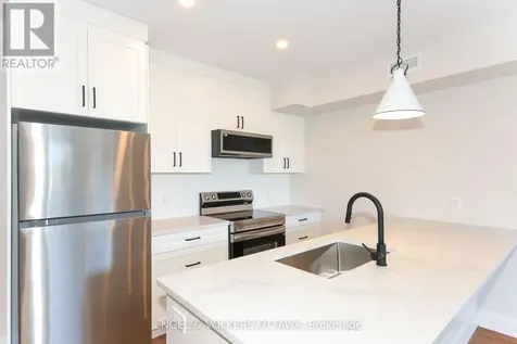 35 Monk Street Ottawa ON K1S 3Y7