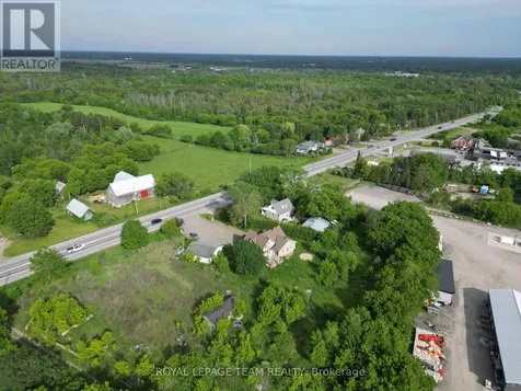 5742 Bank Street Ottawa ON K4P 1C3