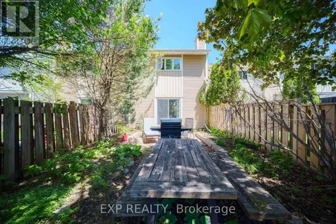 6431 Timothy Court Ottawa ON K1C 3E5