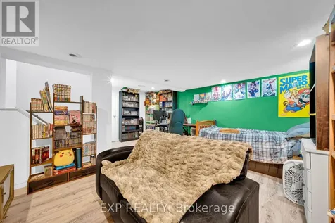 6431 Timothy Court Ottawa ON K1C 3E5