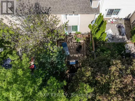 6431 Timothy Court Ottawa ON K1C 3E5