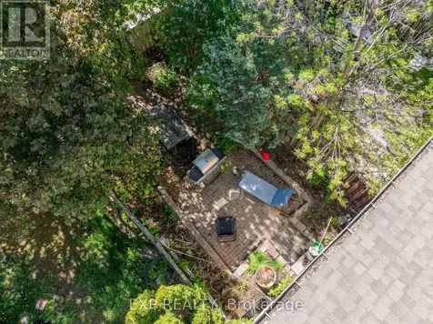 6431 Timothy Court Ottawa ON K1C 3E5