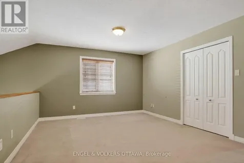 120 Portrush Avenue Ottawa ON K2J 5J2