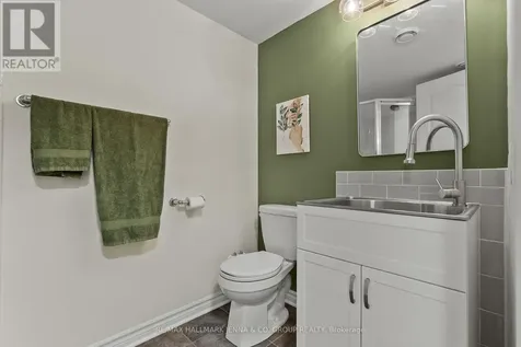 282 Pembina Private Ottawa ON K4M 0G7