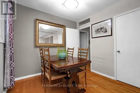 478 Lawson Avenue Ottawa ON K1K 1R5
