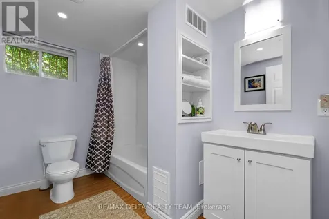 478 Lawson Avenue Ottawa ON K1K 1R5