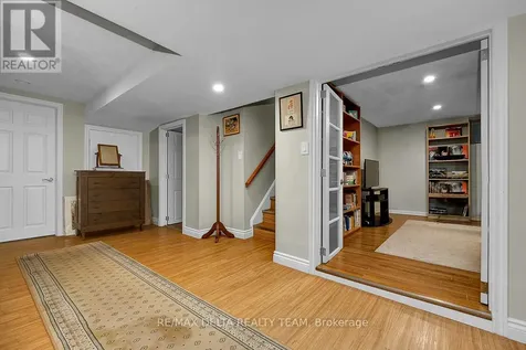 478 Lawson Avenue Ottawa ON K1K 1R5
