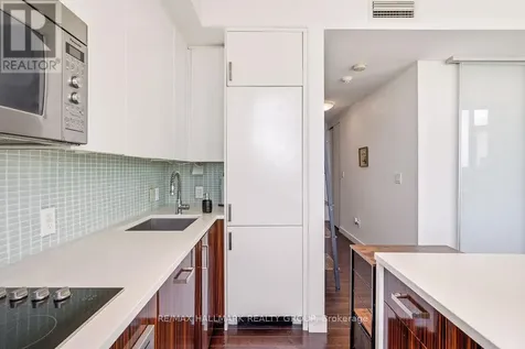 201 Parkdale Avenue Ottawa ON K1Y 1E8