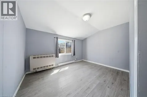 103 Queen Street Brantford ON N3T 3C1