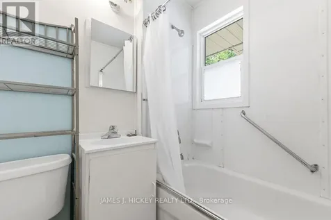 6 Hillcrest Avenue Deep River ON K0J 1P0
