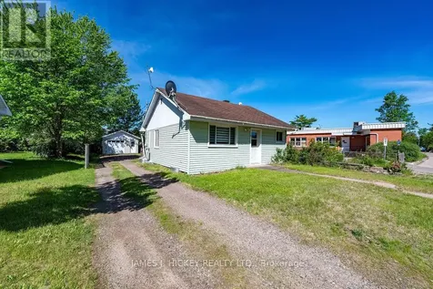 6 Hillcrest Avenue Deep River ON K0J 1P0