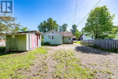 6 Hillcrest Avenue Deep River ON K0J 1P0