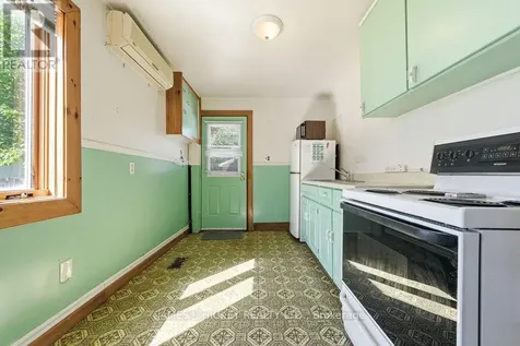 6 Hillcrest Avenue Deep River ON K0J 1P0